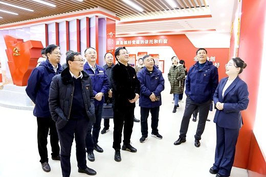 市國資委、市國控集團(tuán)和銅化集團(tuán)開展黨支部黨建聯(lián)建活動